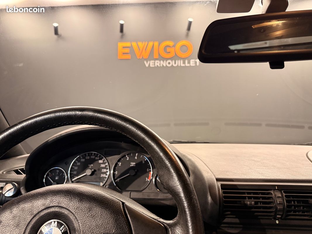 BMW Z3 ROADSTER 3.0I 231CH - 6 CYLINDRES - YOUNGTIMER - BMW INDIVIDUAl (image 25)