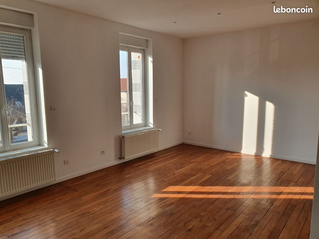 Appartement 4 pièces 105 m² · à Montluçon · 105 m² · 710 €/mois