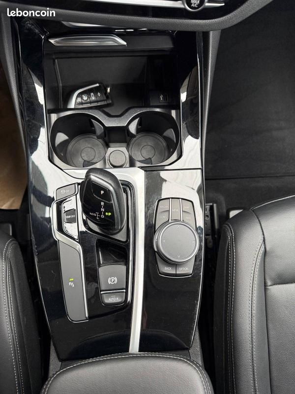 BMW X3 G01 sDrive18d 150ch BVA8 Business Design (image 16)