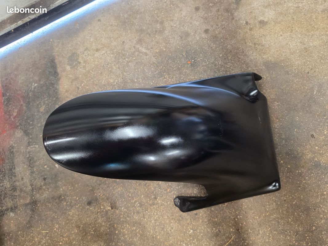 Garde boue arrière Yamaha Fazer (image 2)