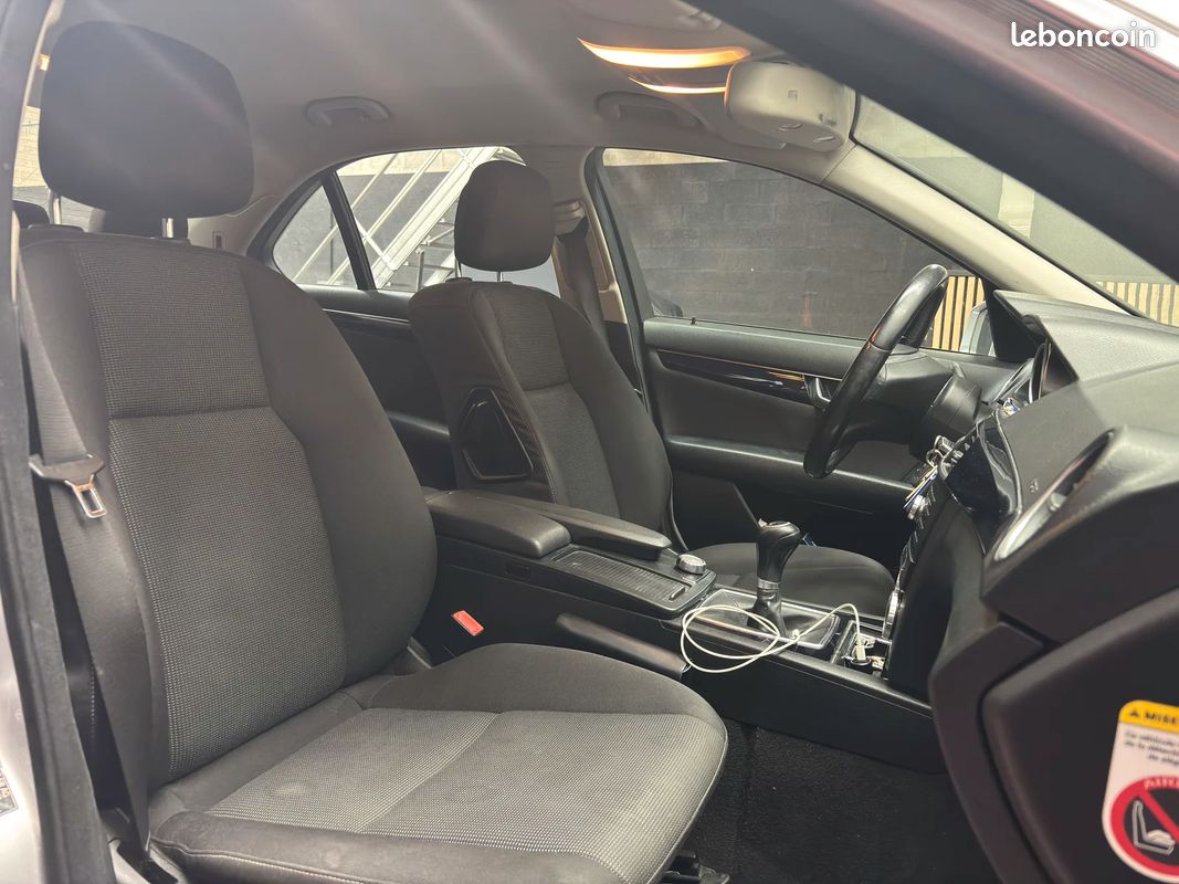 Mercedes-Benz CLASSE C C 180 CDI BlueEfficiency Classic / Embrayage 2024 + Entretiens complet (image 14)