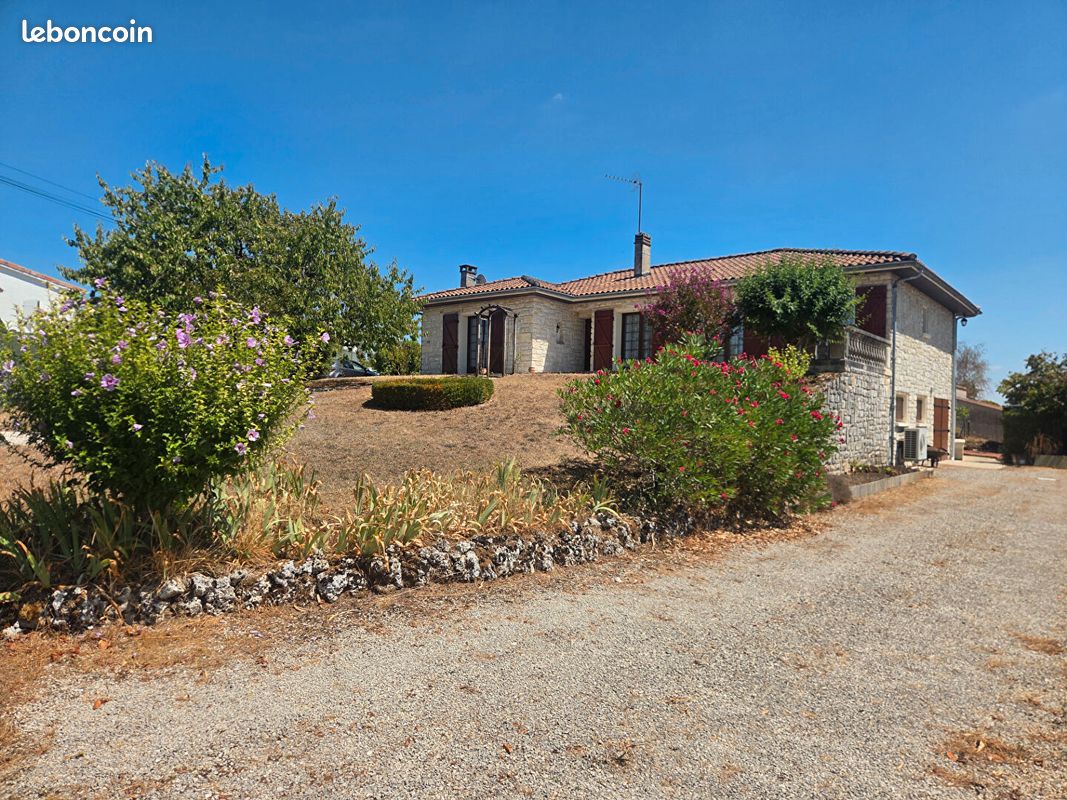 Maison 5 pièces 124 m² · à Linars · 124 m² · 220 000 €