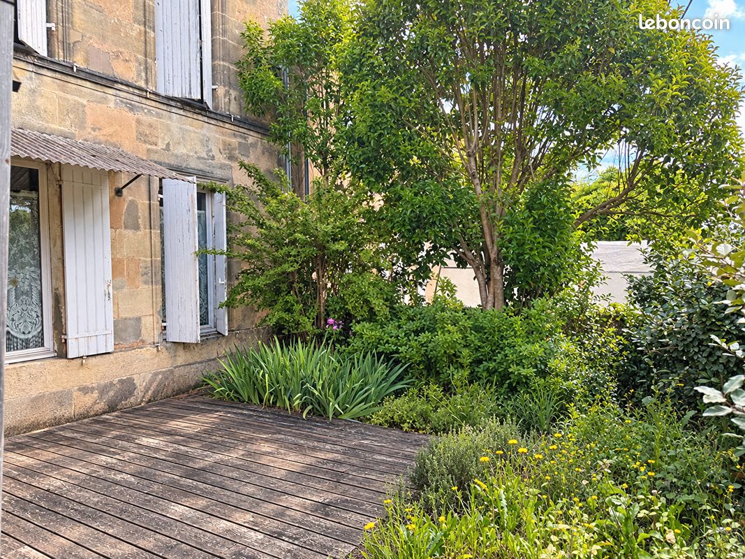 Maison 5 pièces 153 m² · à Cars · 153 m² · 159 000 €