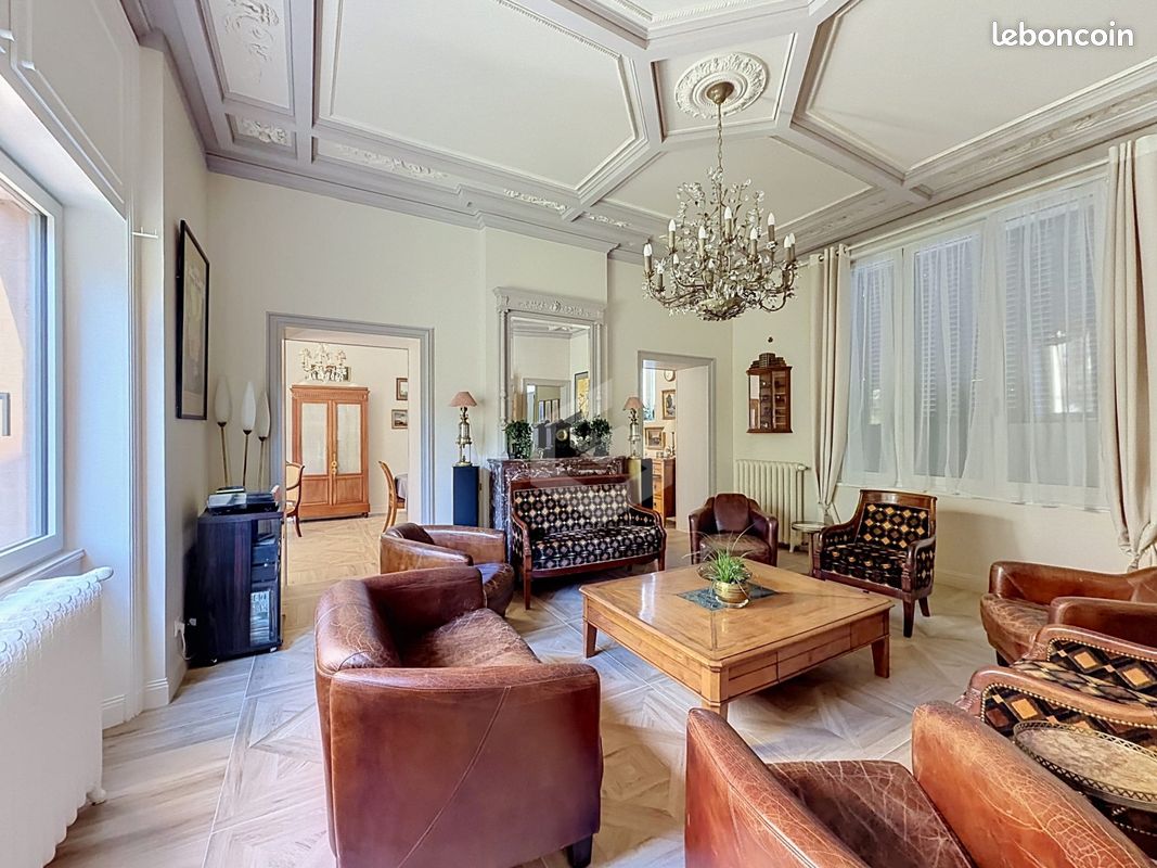 Maison 11 pièces 275 m² · à Reims · 275 m² · 997 500 €