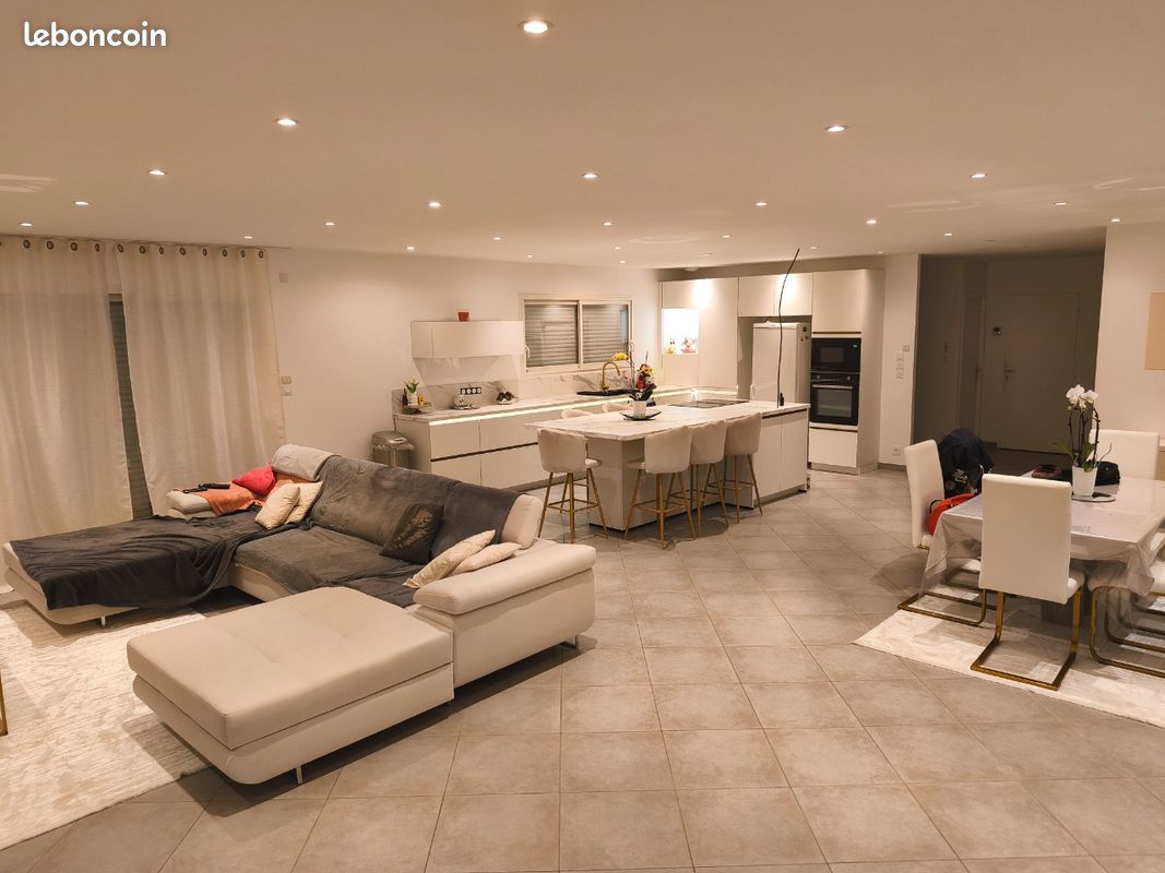 Maison 5 pièces 160 m² · à Carbonne · 160 m² · 380 000 €