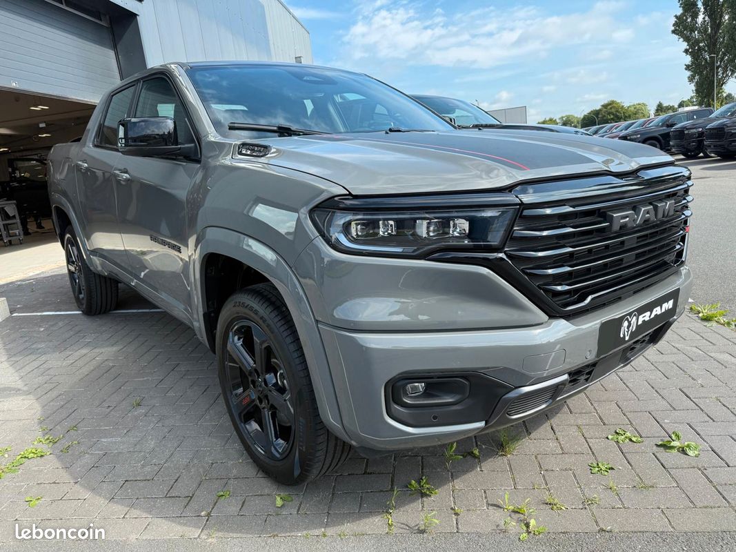 Ram Rampage R/T 4x4 2026 (image 2)