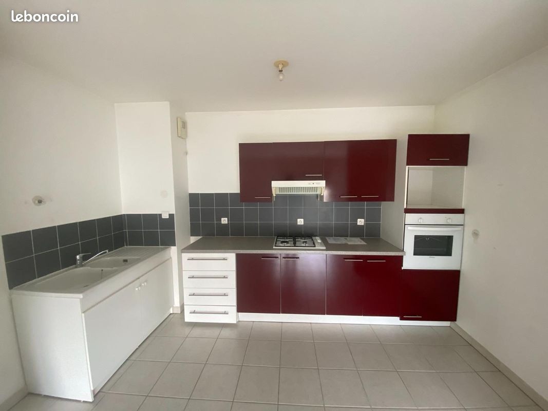 Appartement a louer saint-chamond - 3 pièce(s) - 67 m2 - Surfyn