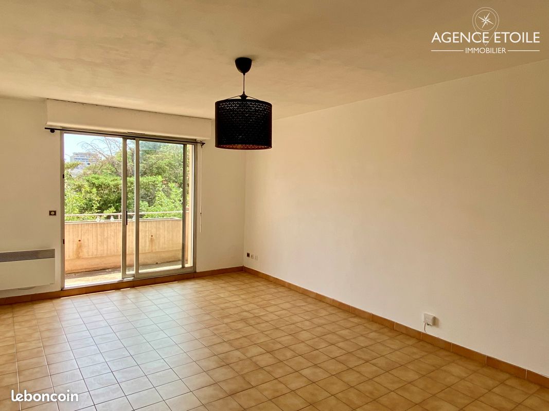 Appartement 1 pièce 33 m² · à Aix-en-Provence · 33 m² · 595 €/mois