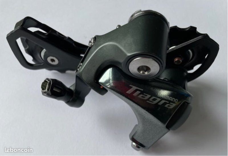 Dérailleur Arrière Shimano Tiagra RD-4700 10 Vitesses (SS) – Occasion Excellent état
