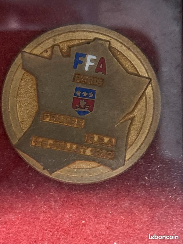Insigne URSS compétition sportive armée 1950 - militaria URSS
