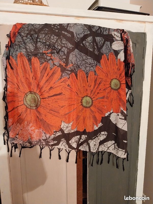 Foulard Desigual (image 1)