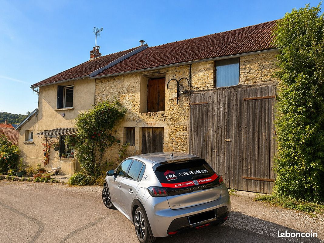 Maison 4 pièces 95 m² · à Saint-Mesmin · 95 m² · 160 000 €
