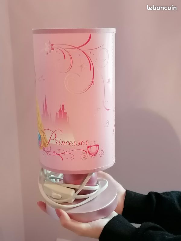 Lampe fille (image 2)