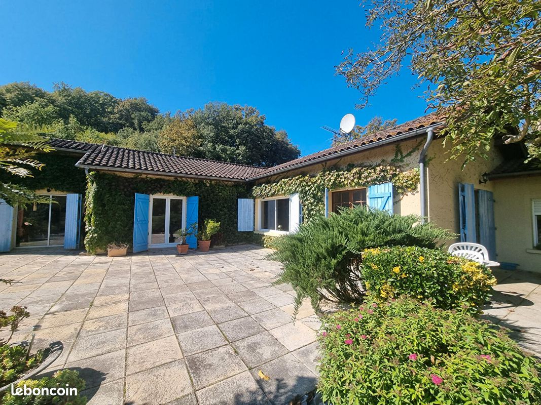 Maison 8 pièces 210 m² · à Maubourguet · 210 m² · 298 000 €