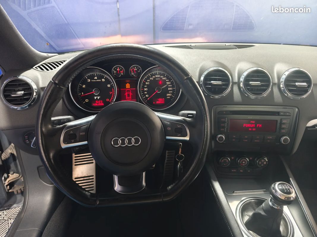 AUDI TT 2.0 TFSI 200ch - 2008 - 208 560 km - Sièges cuir - Radar de recul (image 15)