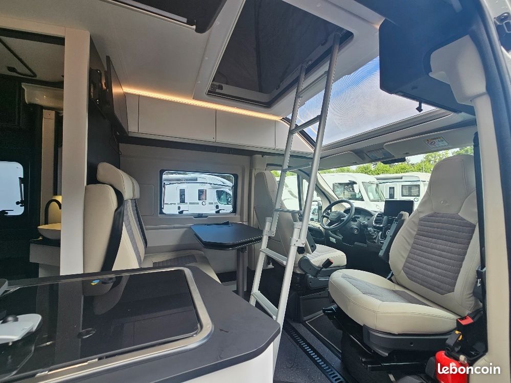 Fourgon ADRIA 640 SGX SPORT Full Options (image 3)