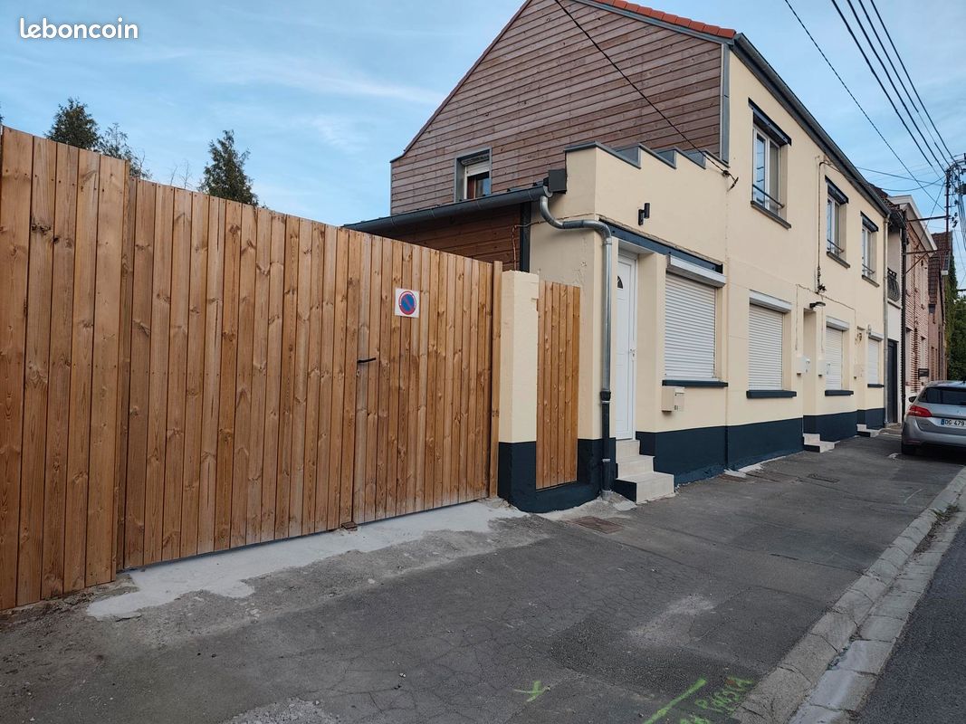 Maison 11 pièces 186 m² · à Douvrin · 186 m² · 320 000 €