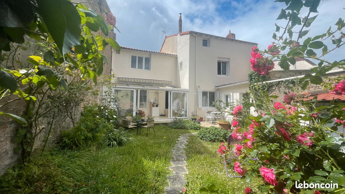 Maison 7 pièces 180 m² · à Saint-Jean-de-Boiseau · 180 m² · 387 000 €