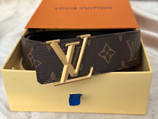 ② Ceinture Louis Vuitton LV Initiales (pour femme) — Ceintures — 2ememain
