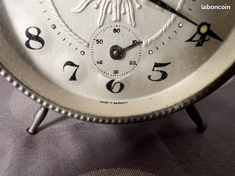PIECE HORLOGERIE REVEIL WEHRLE 10 BOUTON ARTICULEE DE