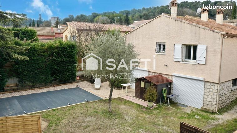 Propriété 6 pièces 110 m²