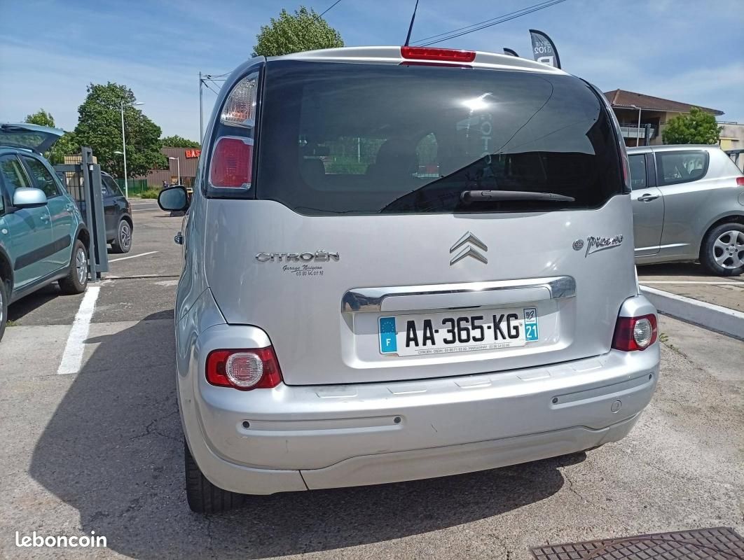 Citroën C3 II 1.6 HDi90 FAP Exclusive (image 7)