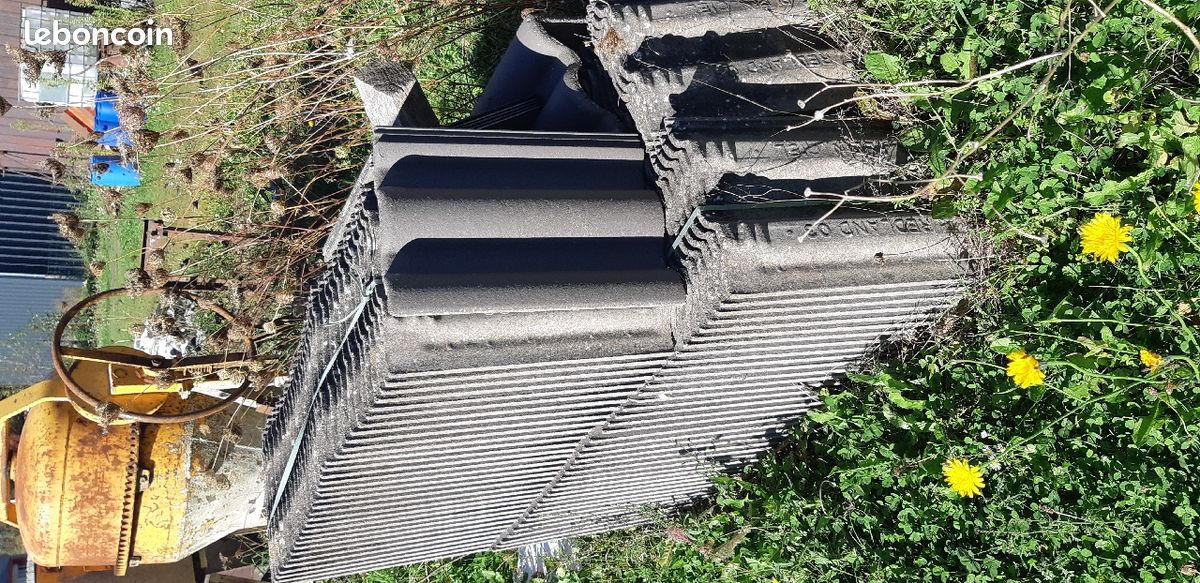 Tuiles béton noir (image 1)