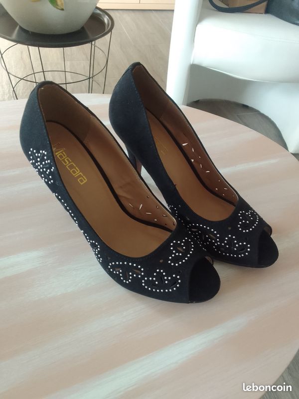 Escarpins cuir et daim noir p38 etat neuf Chaussures