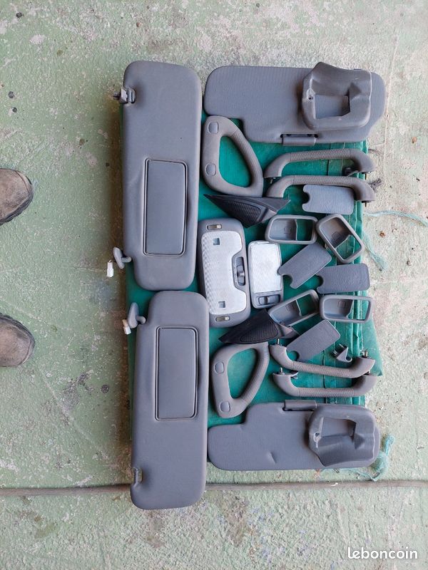 Pieces toyota land cruiser hdj 100 (image 1)