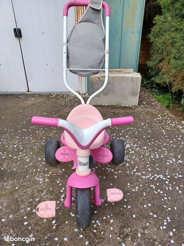 Tricycle (image 1)