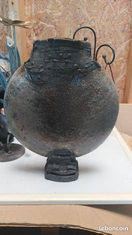 Vase design (image 2)