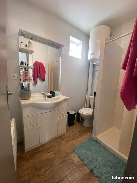 ENTRE FAC ET CENTRE VILLE, STUDIO MEUBLE + Balcon LIBRE de suite 350 HC - Poitiers 86000 (image principale 2)