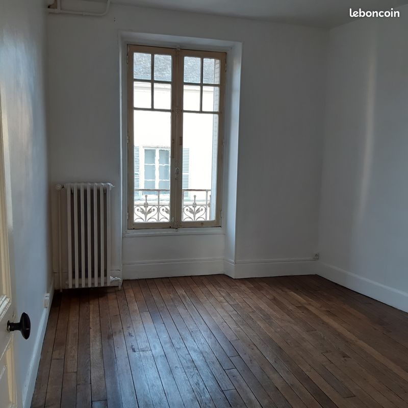 Appartement 4 pièces 77 m² · à Étampes · 77 m² · 1 020 €