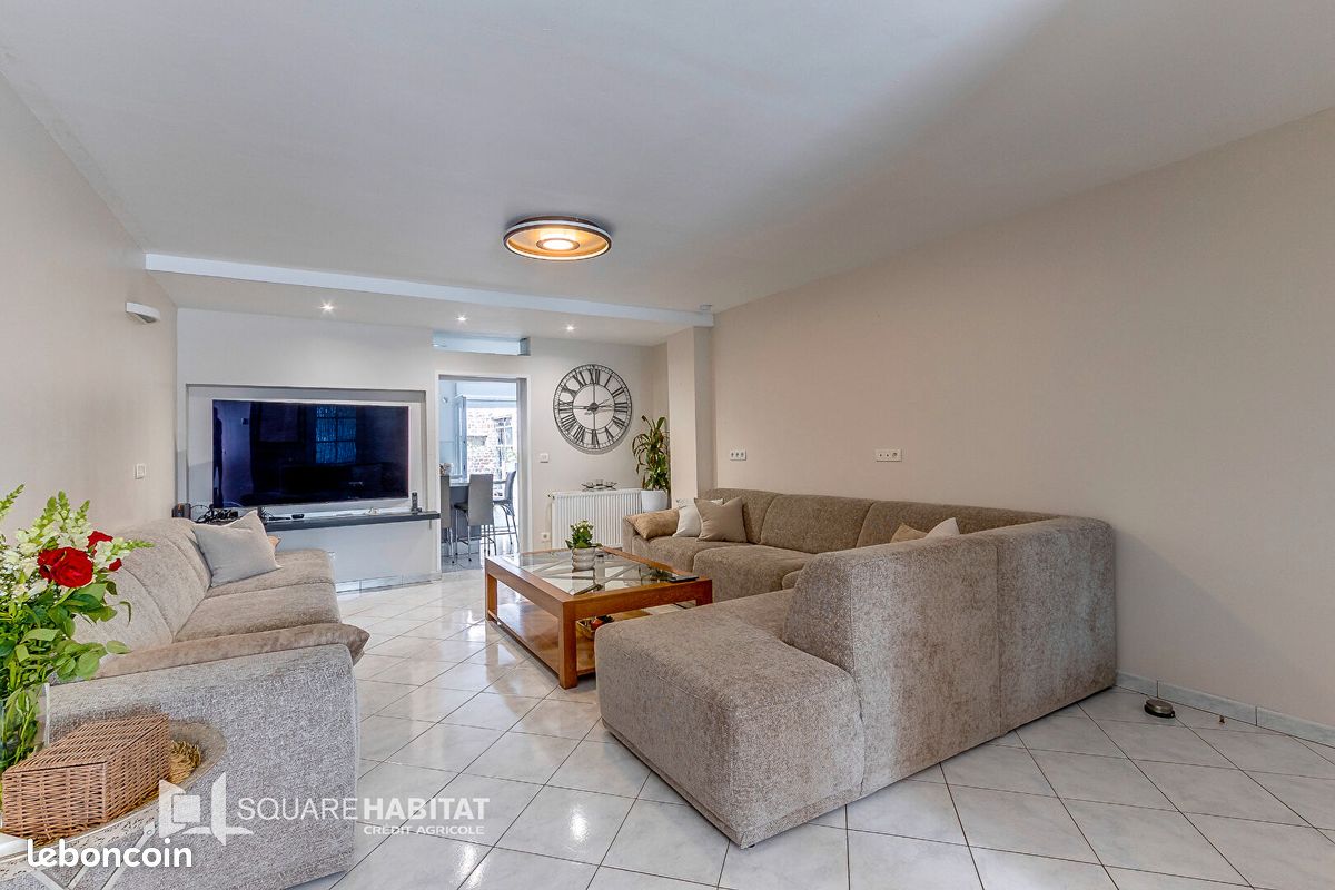 Maison 4 pièces 110 m² · à Lille · 110 m² · 299 600 €