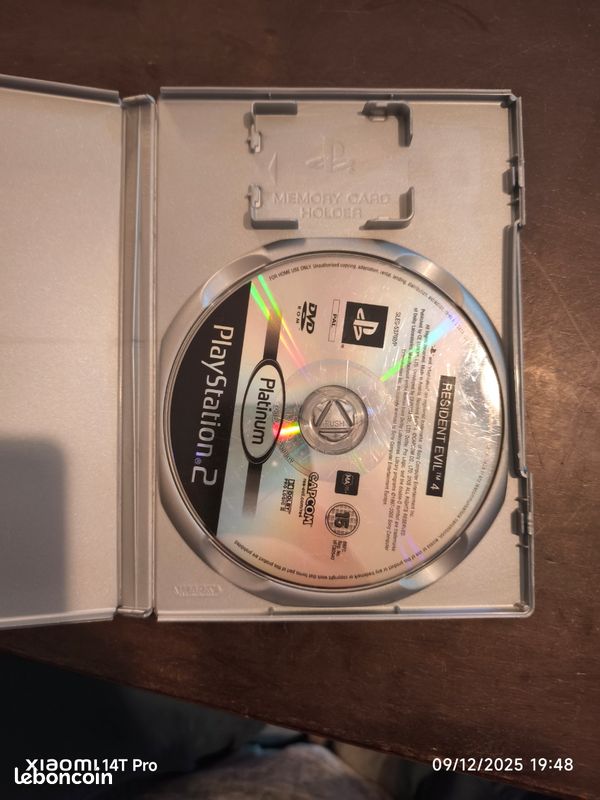 RESIDENT EVIL X CODE VERONICA PLATINIUM - SONY PS2 - PAL FR - COMPLET