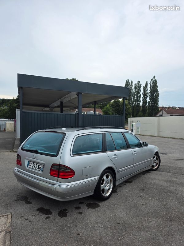 Mercedes E320 CDI BREAK (image 3)
