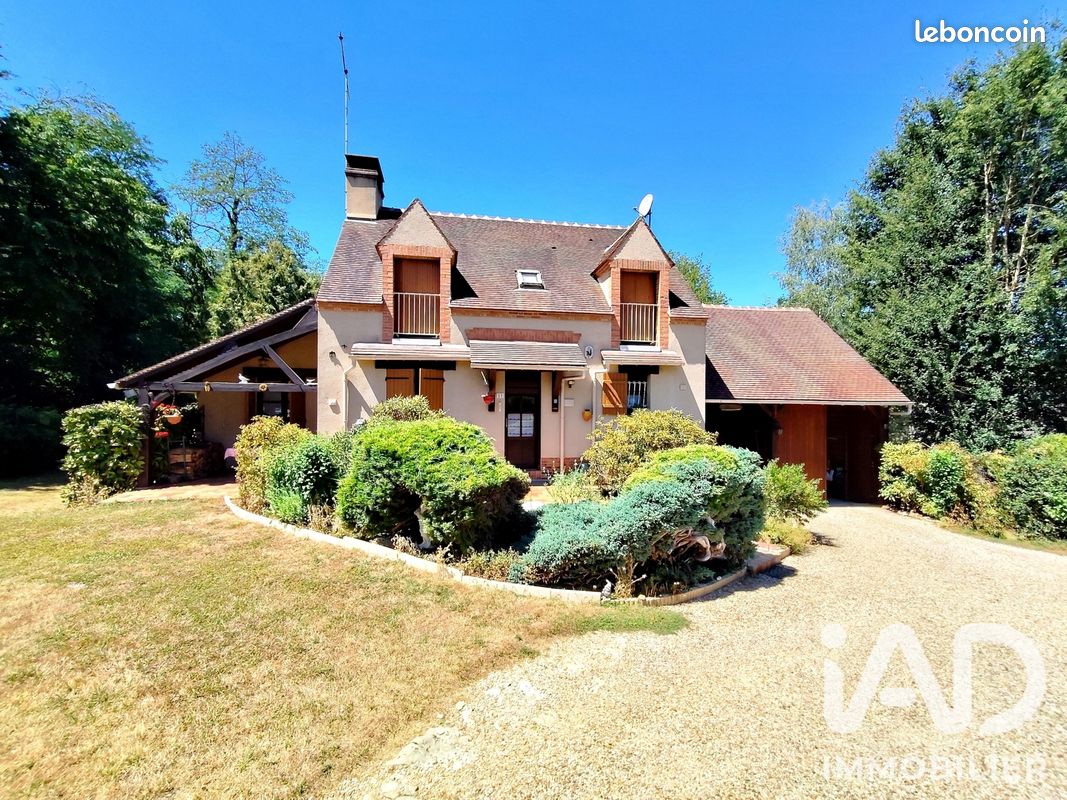 Maison 5 pièces 91 m² · à Château-Renard · 91 m² · 169 000 €