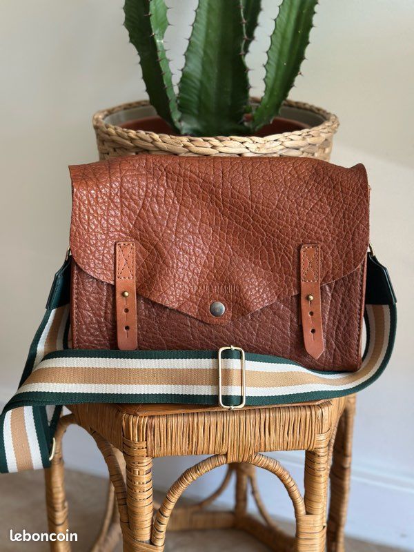 Sac bandoulière en cuir L'Indispensable – Paul Marius