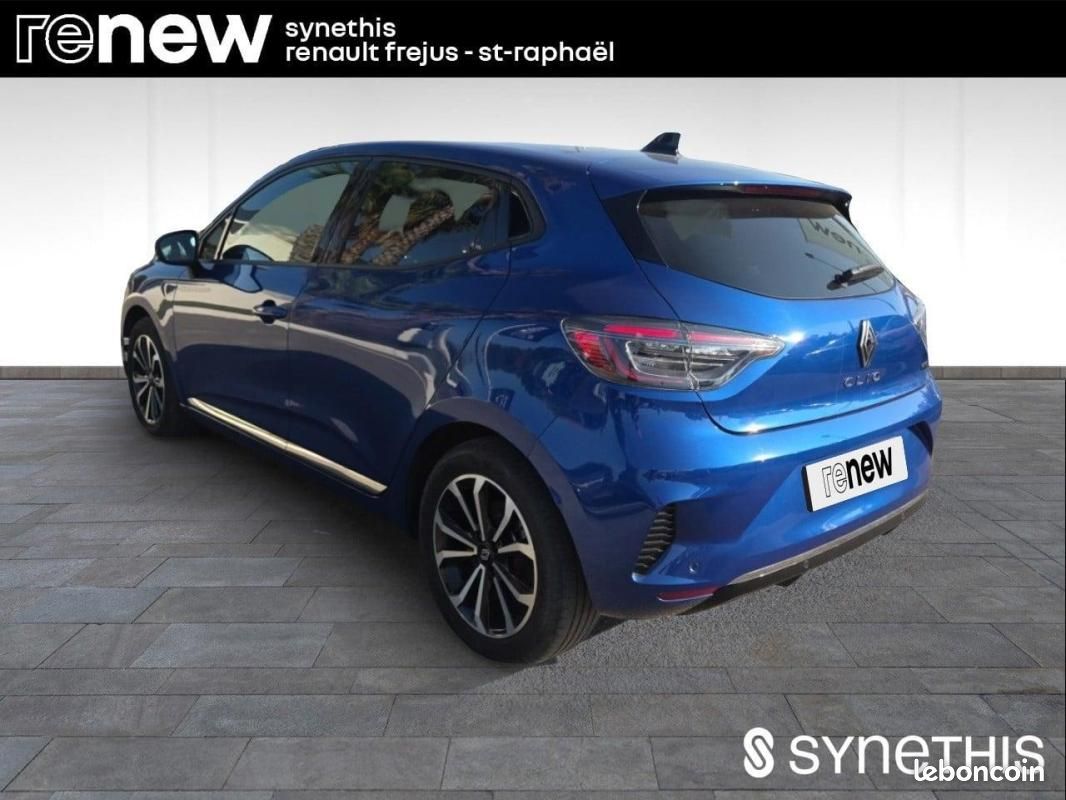 Renault Clio V E-Tech full hybrid 145 ch GSR2 Techno (image 4)