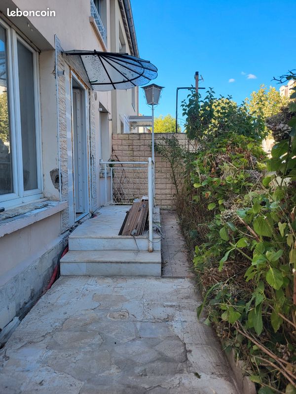 Appartement 3 pièces 46 m² · à Les Clayes-sous-Bois · 46 m² · 1 100 €