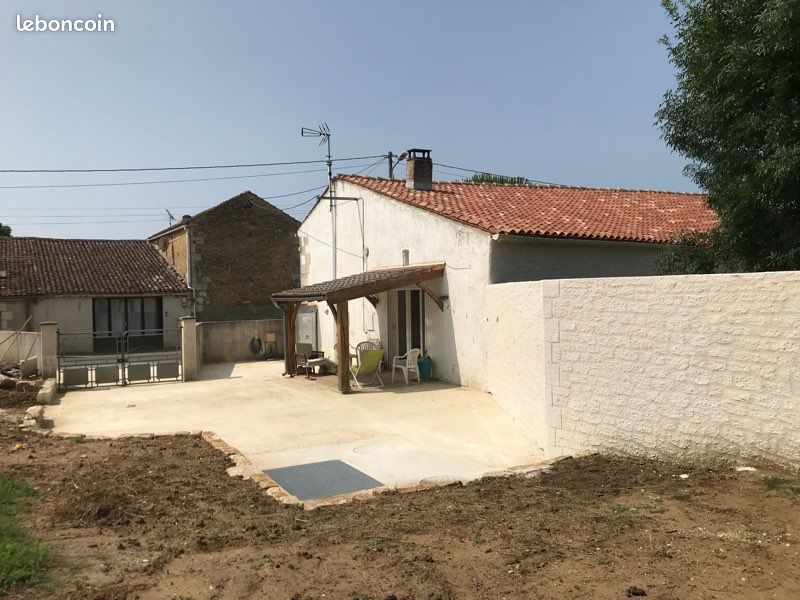 Maison 5 pièces 137 m² · à Saint-André-de-Lidon · 137 m² · 170 000 €