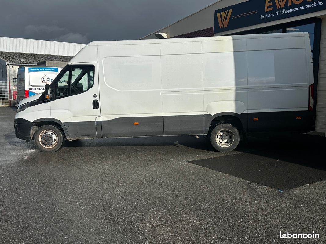 Iveco daily vu 35s14v 2.3 140 l4h2 double essieux / roues jumelees / tva recuperable (image 16)
