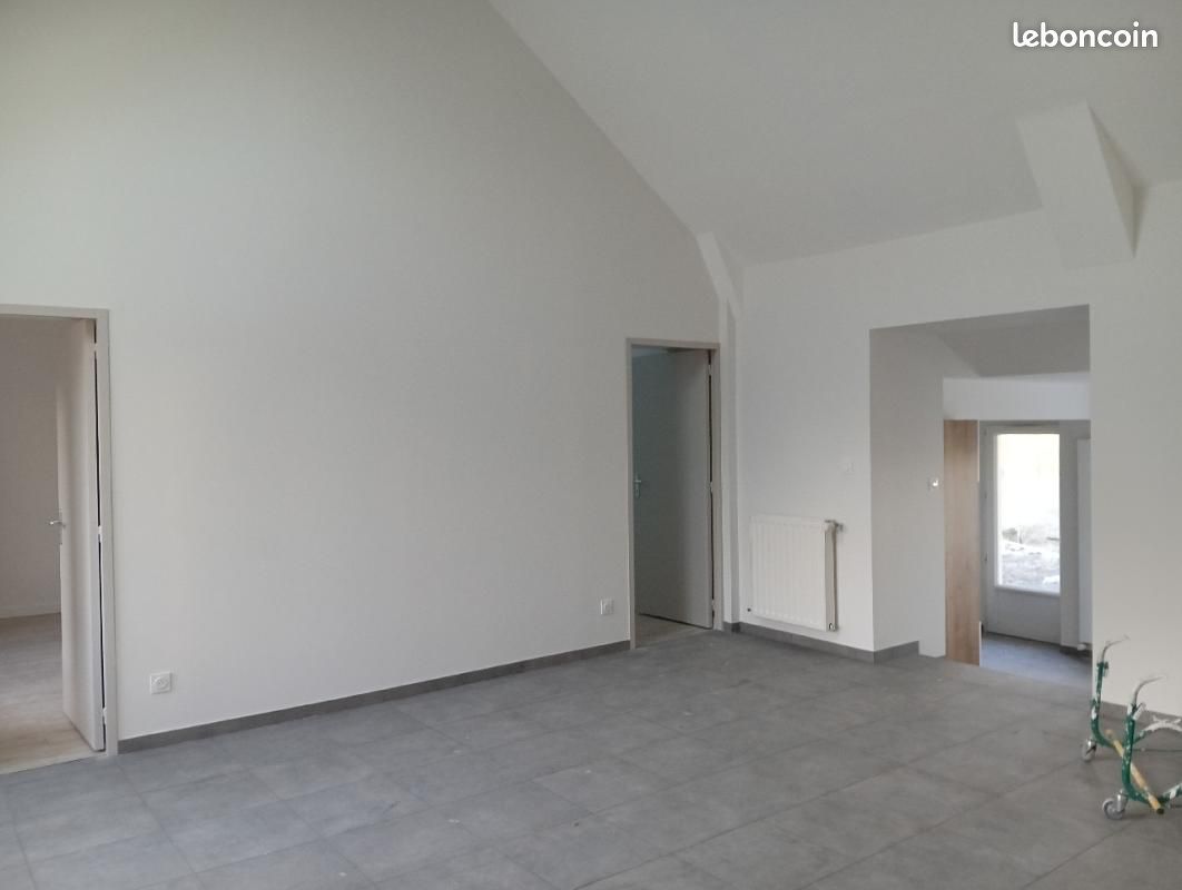 Maison 5 pièces 95 m² · à Mésanger · 95 m² · 995 €/mois