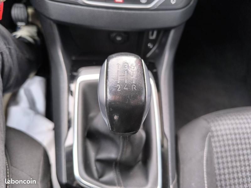 Peugeot 308 SW 1.2 PureTech 110ch Style S&S (image 22)