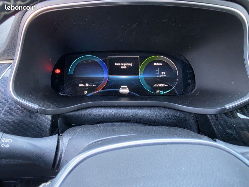 Renault ARKANA 1.6 E-TECH HYBRIDE 145CH ENGINEERED -22 (image 8)