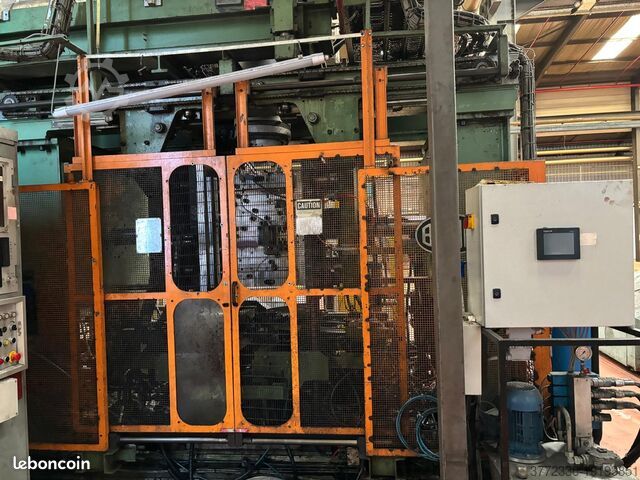 Machine d'injection soufflage BEKUM BA200 (image 2)