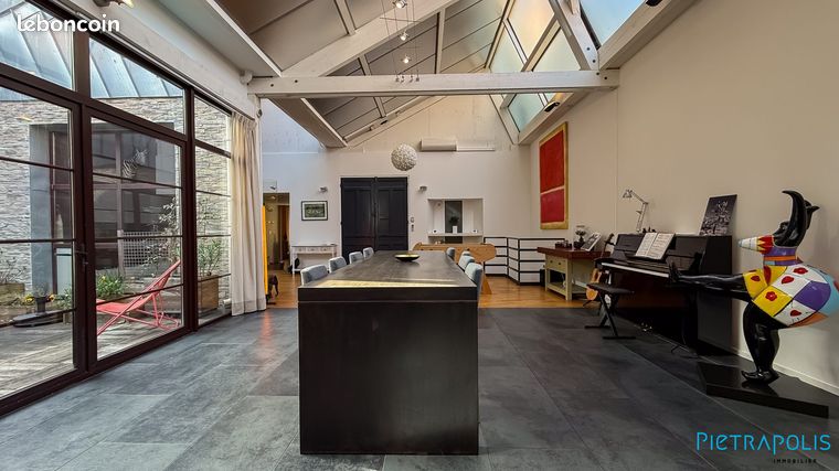 Maison 7 pièces 295 m² — 5
