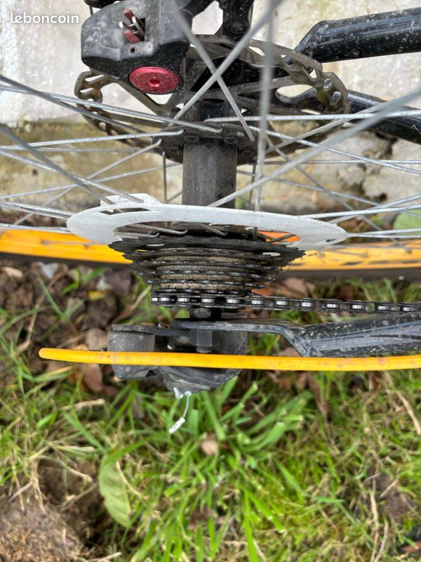 Vélo adulte tout suspendu (image 8)