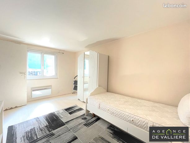 Maison a louer nanterre - 8 pièce(s) - 190 m2 - Surfyn