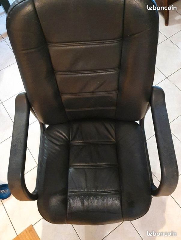 Chaise de bureau (image 1)